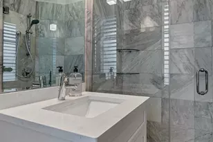 2447 N Greenview Ave, Chicago, IL 60614 - Photo 29