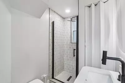 1615 S Trumbull Avenue, Chicago, IL 60623 - Photo 11