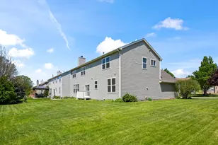 6065 Irene Dr, Hoffman Estates, IL 60192 - Photo 35