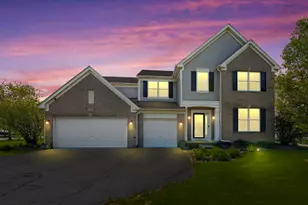 6065 Irene Dr, Hoffman Estates, IL 60192 - Photo 3