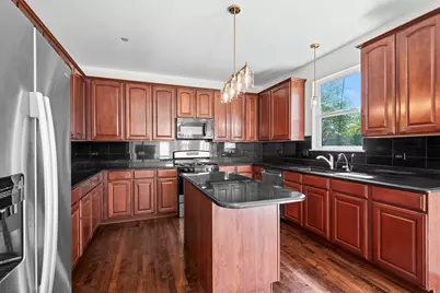 6065 Irene Drive, Hoffman Estates, IL 60192 - Photo 9
