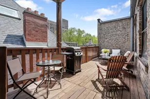 445 W Surf St, Chicago, IL 60657 - Photo 27