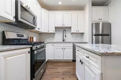 445 W Surf Street #3E, Chicago, IL 60657 - Photo 15