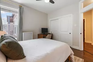 445 W Surf St, Chicago, IL 60657 - Photo 25