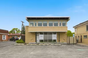 10550 W Cermak Rd, Westchester, IL 60154 - Photo 1