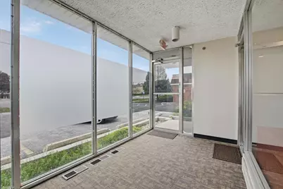 10550 W Cermak Road, Westchester, IL 60154 - Photo 3