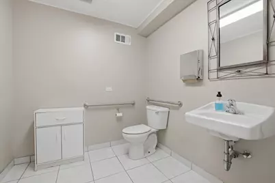 10550 W Cermak Road, Westchester, IL 60154 - Photo 13