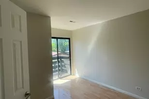 1590 Perry Ct, Aurora, IL 60505 - Photo 11