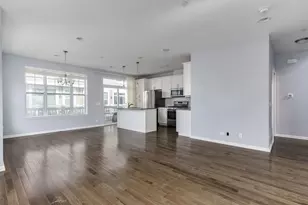 822 Center St, Des Plaines, IL 60016 - Photo 5