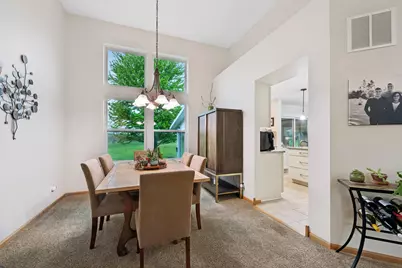 606 Arlington Lane, South Elgin, IL 60177 - Photo 9