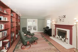174 Timber Hill Rd, Buffalo Grove, IL 60089 - Photo 3