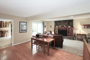 174 Timber Hill Rd, Buffalo Grove, IL 60089 - Photo 17