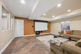 1598 Annapolis Dr, Glenview, IL 60026 - Photo 25