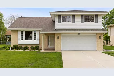 2426 S Shag Bark Trail, Arlington Heights, IL 60005 - Photo 1