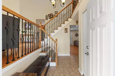 2426 S Shag Bark Trail, Arlington Heights, IL 60005 - Photo 3
