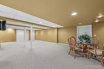 2400 Wyeth Drive, West Chicago, IL 60185 - Photo 33
