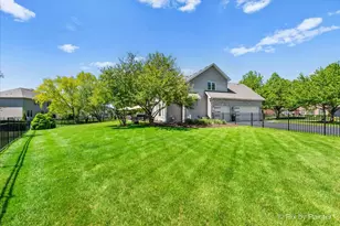 2400 Wyeth Dr, West Chicago, IL 60185 - Photo 45