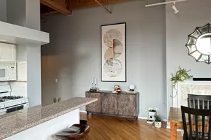 616 W Fulton St, Chicago, IL 60661 - Photo 11
