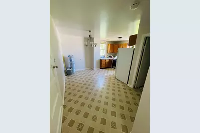 9330 S 51st Avenue, Oak Lawn, IL 60453 - Photo 3