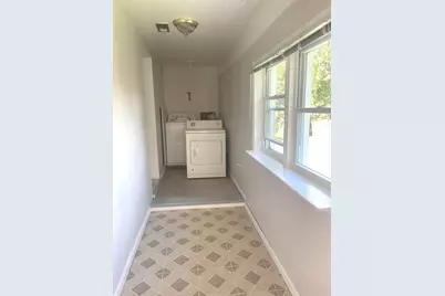 9330 S 51st Avenue, Oak Lawn, IL 60453 - Photo 17