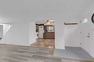 6031 S Merrimac Ave, Chicago, IL 60638 - Photo 9