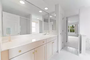 47 Holabird Cir, Highwood, IL 60040 - Photo 25