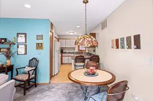 1984 N Stillwater Rd, Arlington Heights, IL 60004 - Photo 3