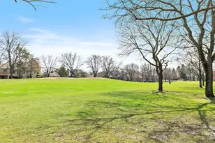723 Golf Ln, Lake Barrington, IL 60010 - Photo 25