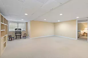 723 Golf Ln, Lake Barrington, IL 60010 - Photo 19