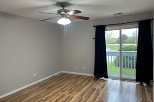 17444 W Walnut Ln, Gurnee, IL 60031 - Photo 5