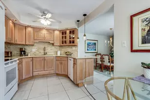 79 Hunt Trail, Lake Barrington, IL 60010 - Photo 11