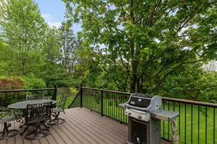 271 Saddle Back Rd, Vernon Hills, IL 60061 - Photo 11