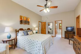 271 Saddle Back Rd, Vernon Hills, IL 60061 - Photo 15