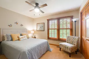 271 Saddle Back Rd, Vernon Hills, IL 60061 - Photo 17