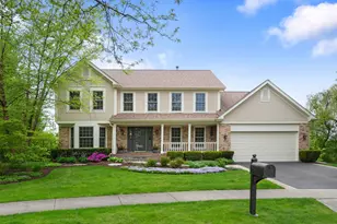 271 Saddle Back Rd, Vernon Hills, IL 60061 - Photo 3
