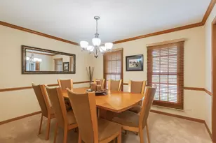 271 Saddle Back Rd, Vernon Hills, IL 60061 - Photo 11