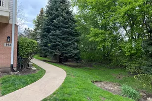 863 Pheasant Trail, Saint Charles, IL 60174 - Photo 21