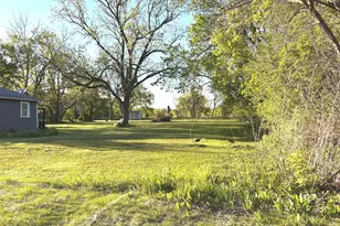 16862 W Washington St, Gurnee, IL 60031 - Photo 11