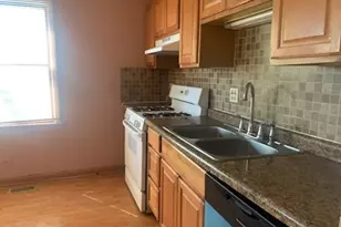 982 Grant St, Bartlett, IL 60103 - Photo 17