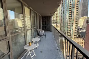 10 E Ontario St, Chicago, IL 60611 - Photo 11
