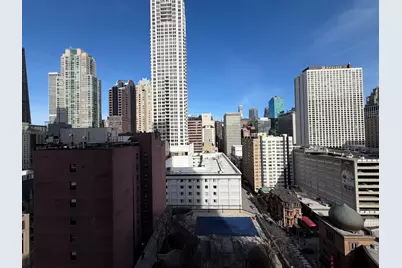 10 E Ontario Street #1701, Chicago, IL 60611 - Photo 9