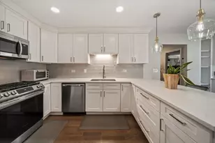 6603 Chaucer Rd, Willowbrook, IL 60527 - Photo 13