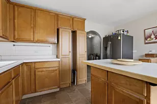 22 Arrowhead Dr, Thornton, IL 60476 - Photo 7