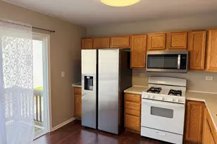 888 Galway Ln, Pingree Grove, IL 60140 - Photo 7