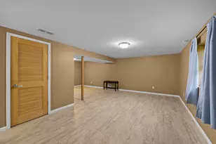 38025 N Lee Ave, Spring Grove, IL 60081 - Photo 15