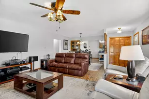 4235 Oaklane Rd, Rockford, IL 61109 - Photo 7