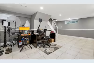 12112 S Indiana Avenue, Chicago, IL 60628 - Photo 15