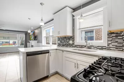 12112 S Indiana Avenue, Chicago, IL 60628 - Photo 7