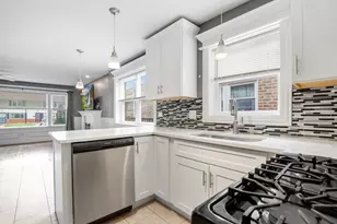 12112 S Indiana Ave, Chicago, IL 60628 - Photo 7