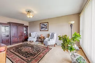 10808 Major Ave, Chicago Ridge, IL 60415 - Photo 3